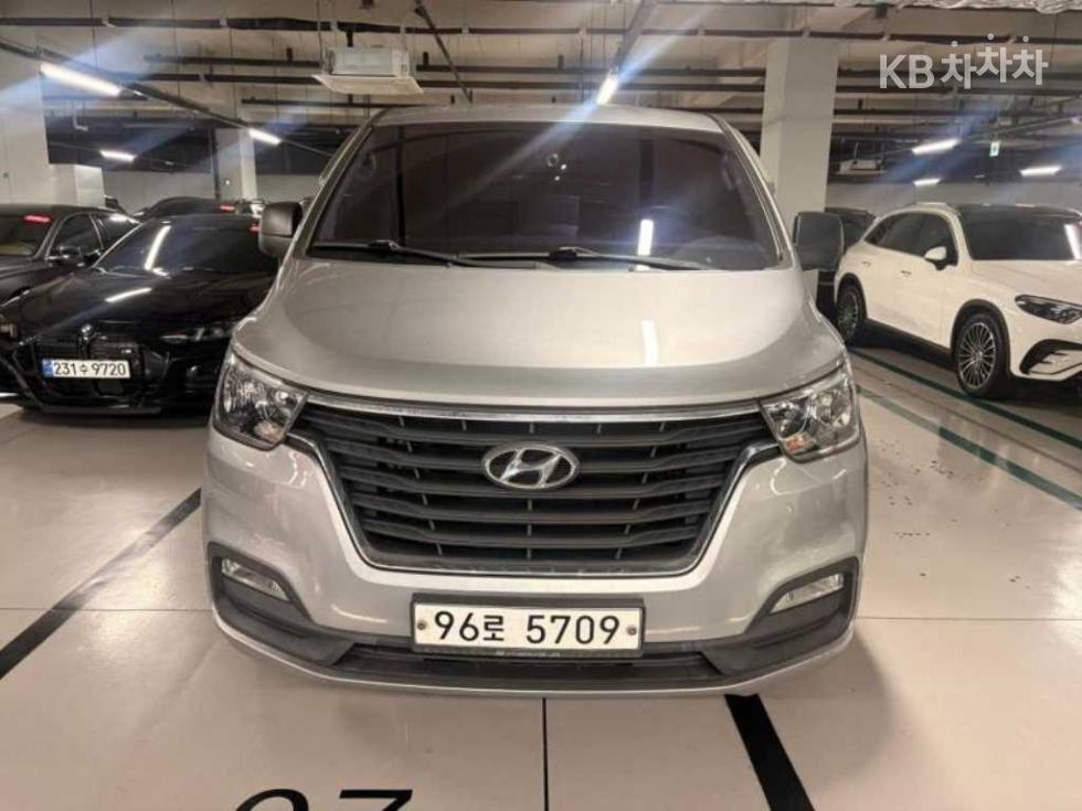 Hyundai Starex Smart — фото 1