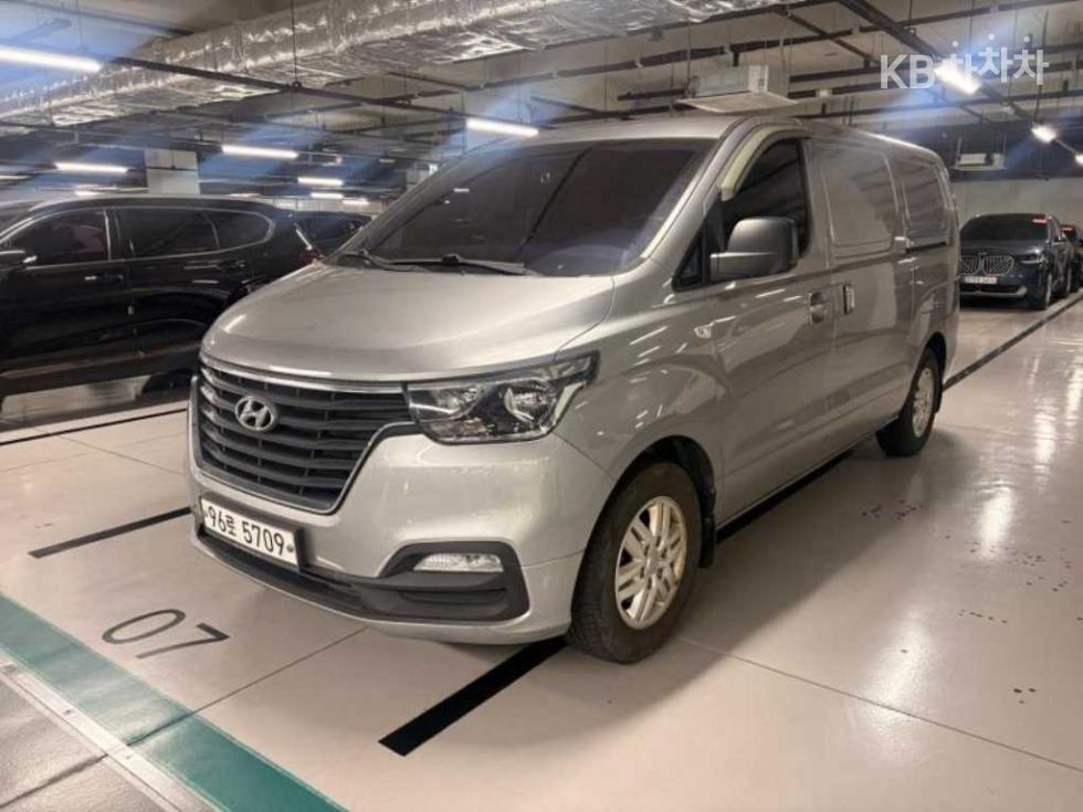 Hyundai Starex Smart — фото 2
