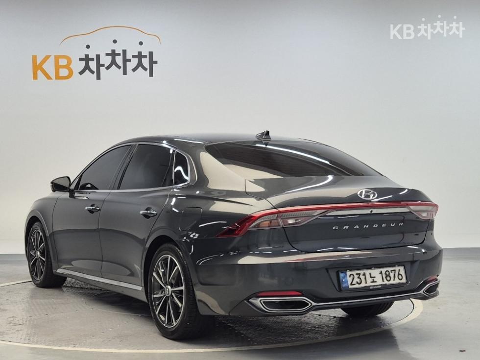 Hyundai Grandeur Premium Choice — фото 2