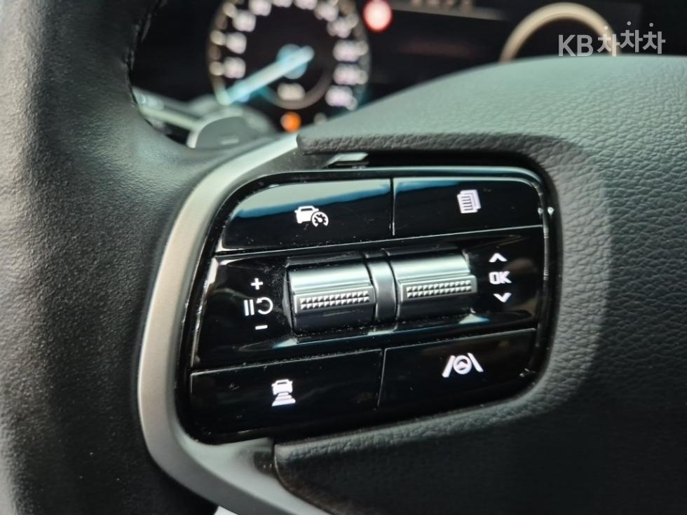 Kia K8 — miniaturë 15