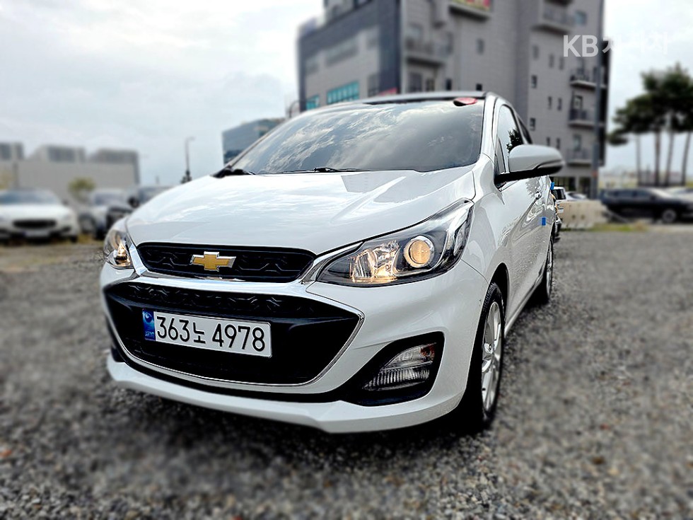 GM Korea Chevrolet Spark BASE MODEL — фото 1