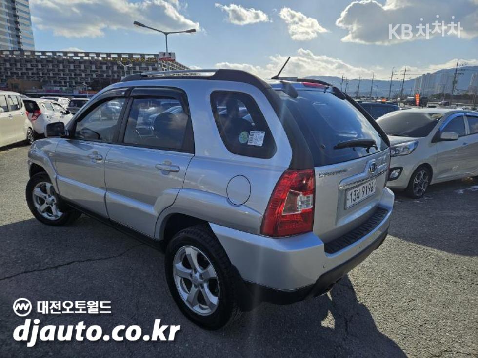 2009 - kia sportage