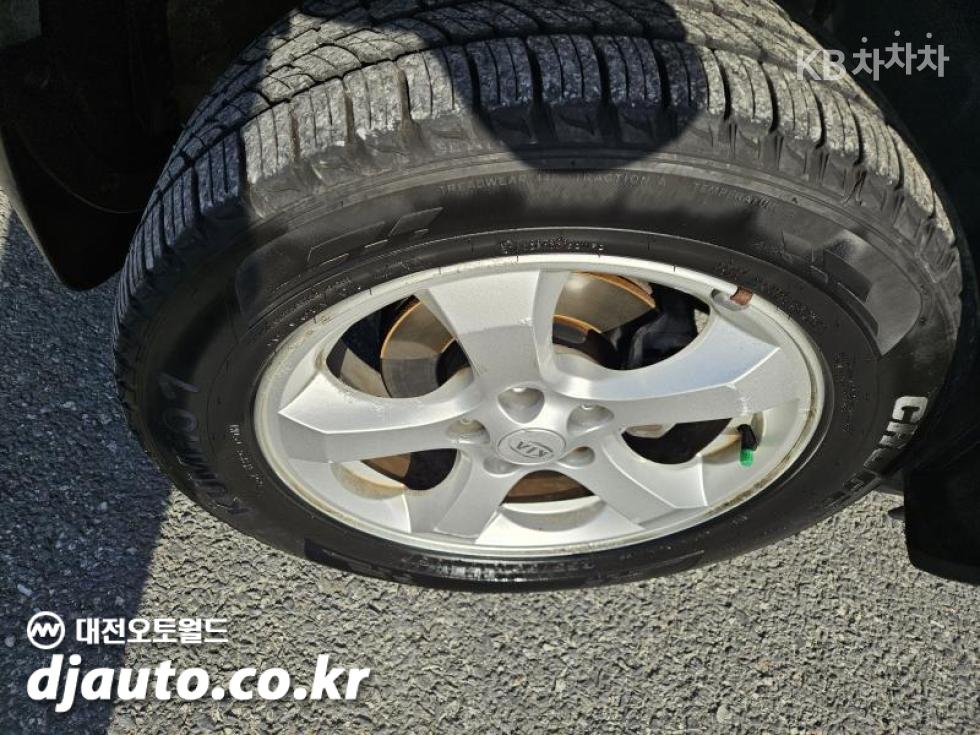 2009 - kia sportage