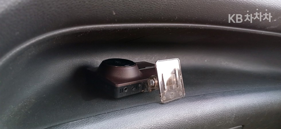 Kia Carens — miniaturë 24