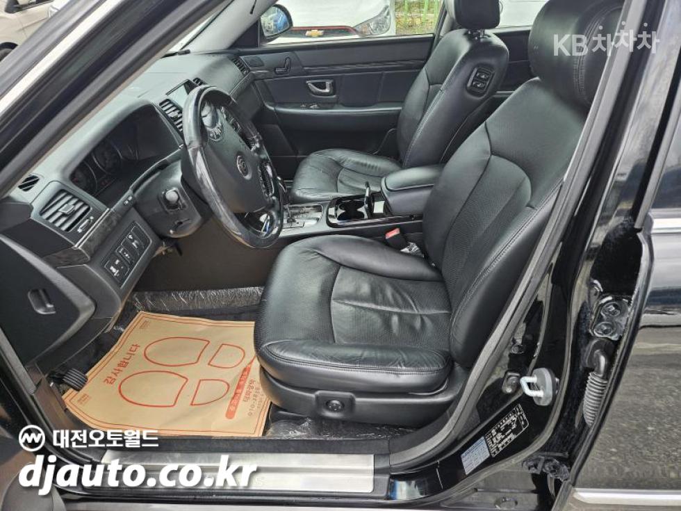 Kia Opirus — miniaturë 8