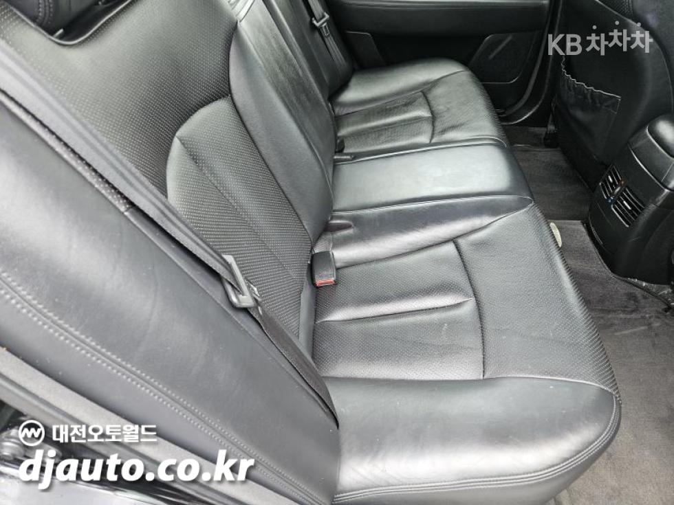 Kia Opirus — miniaturë 10