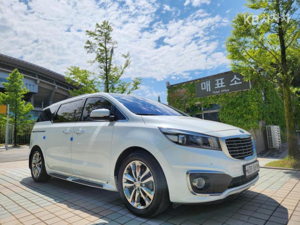 2016 - kia carnival