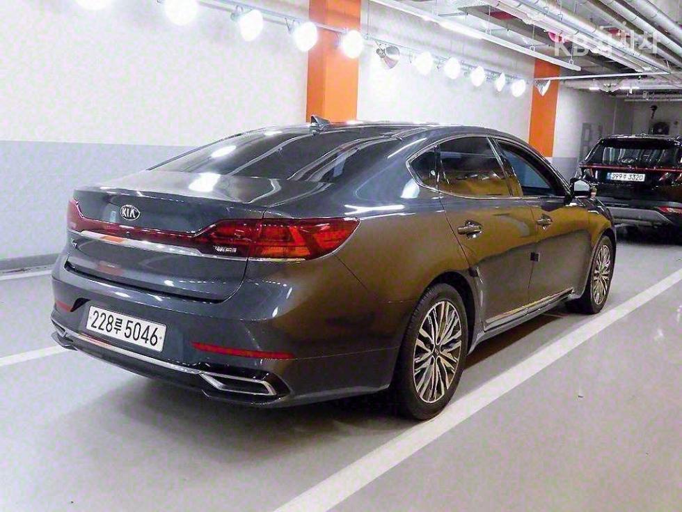 2020 - kia k7