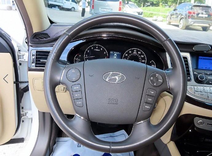 Hyundai Genesis BH380 Export Type Luxury 9