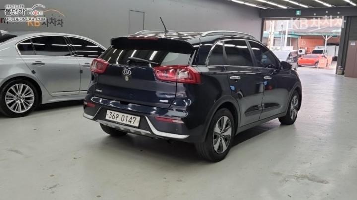 Kia Niro 1.6 Noblesse 3