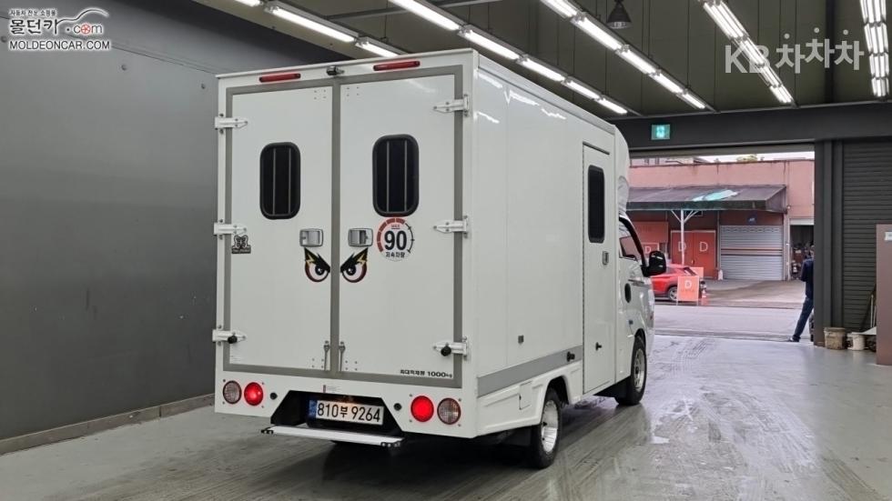 2022 - kia bongo iii