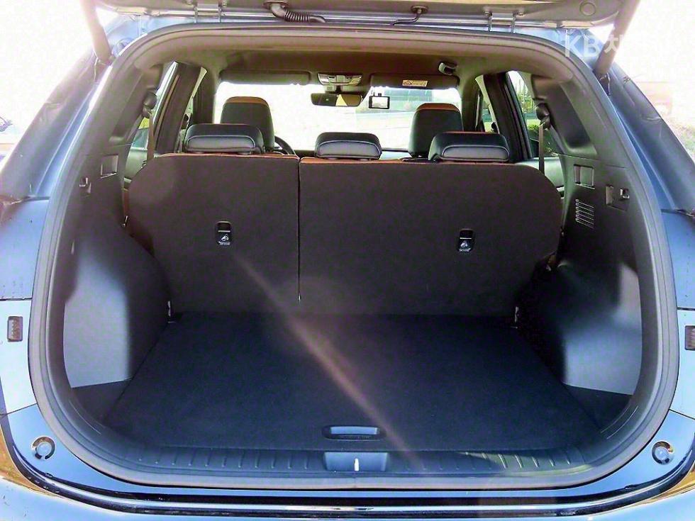 2022 - kia sportage