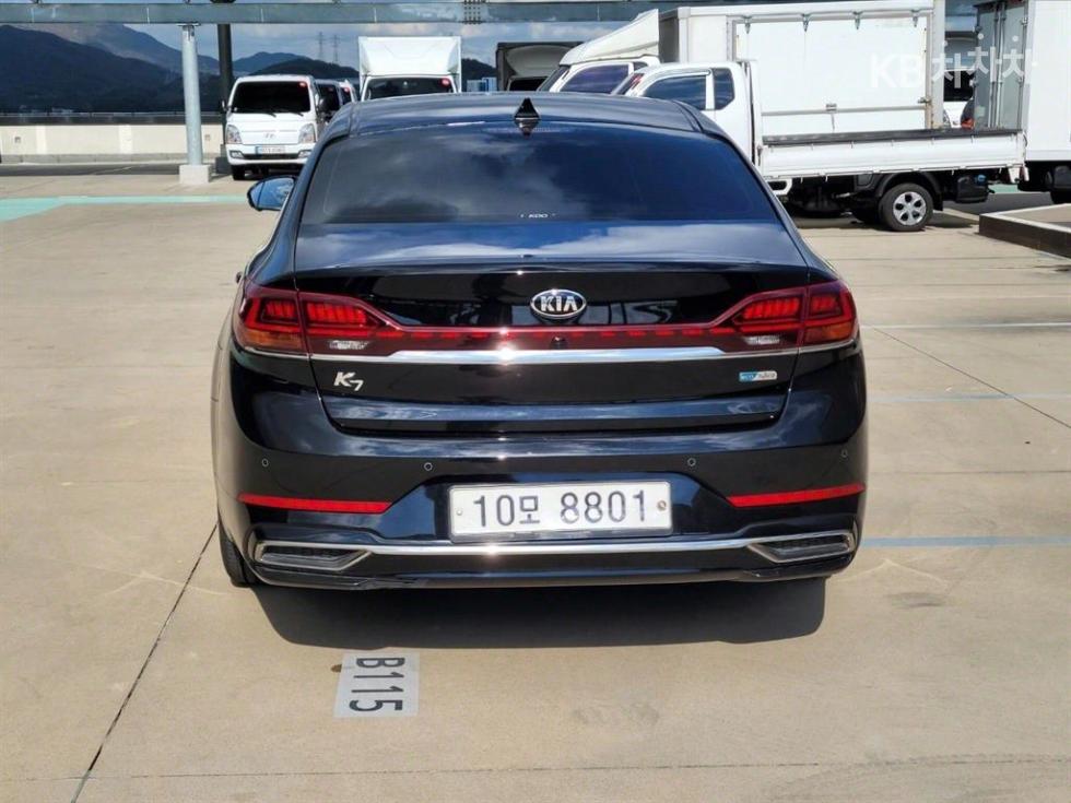 2020 - kia k7