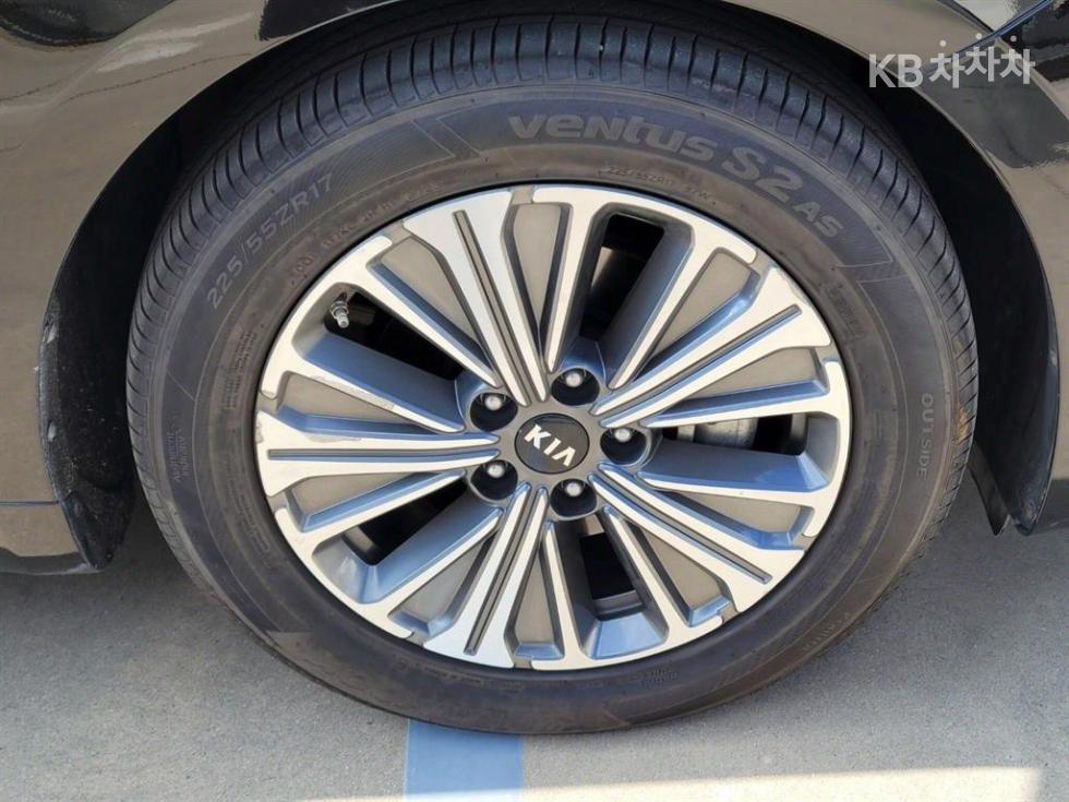 2020 - kia k7