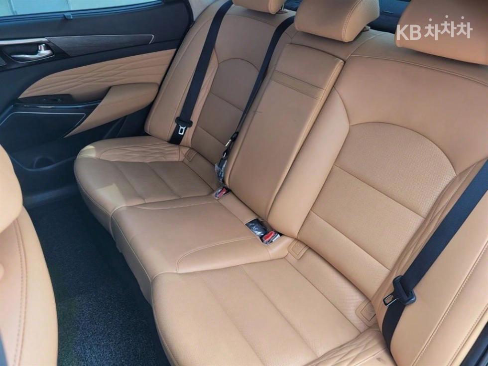 2020 - kia k7