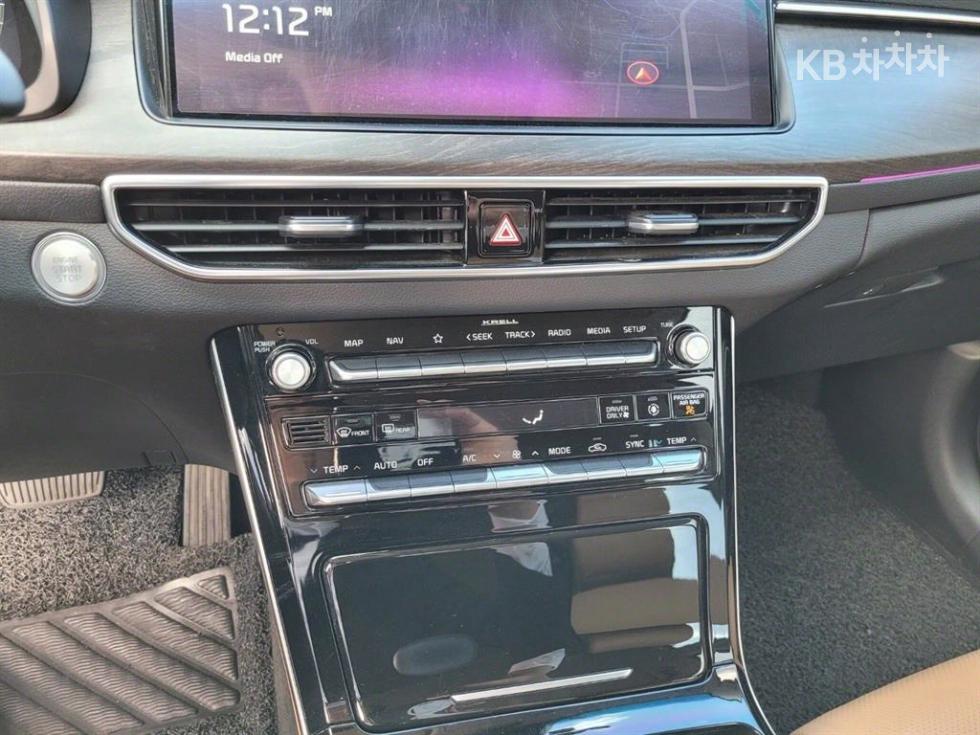 2020 - kia k7