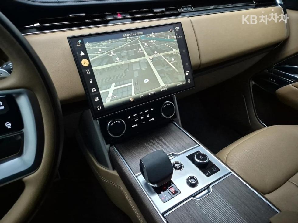 Land Rover Range Rover — miniaturë 10