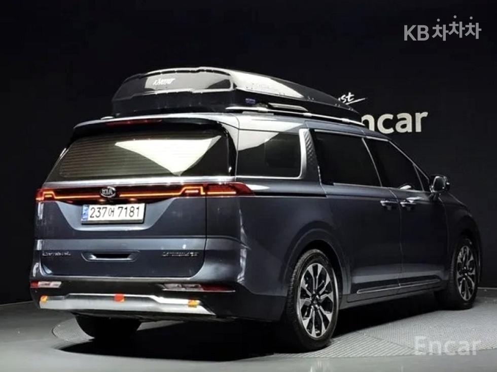 2021 - kia carnival