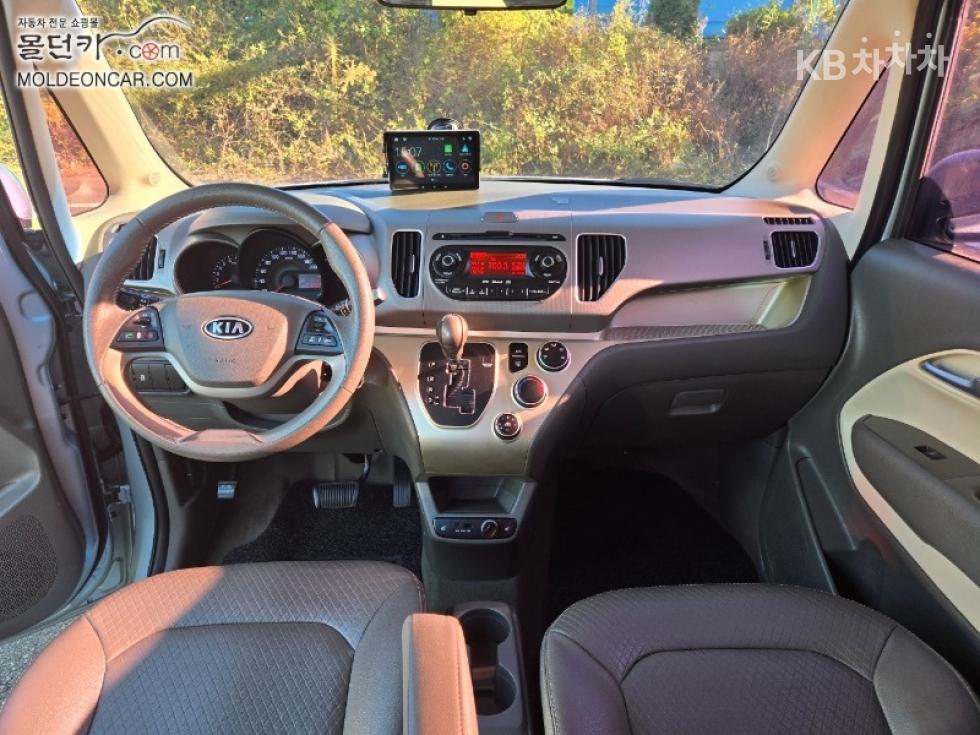2012 - kia ray