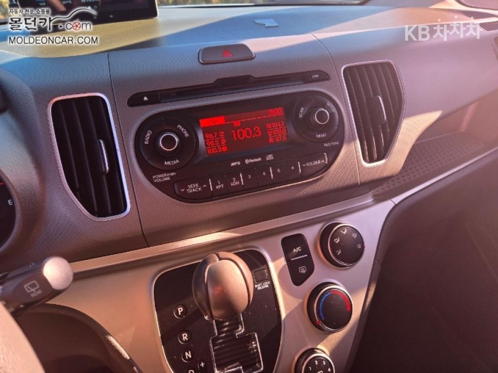 2012 - kia ray
