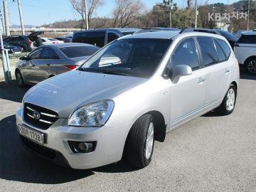 Kia Carens 2.0 LPI GLX — foto 1