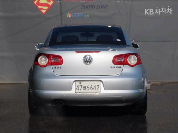 Volkswagen EOS 2.0 TFSI Convertible 4