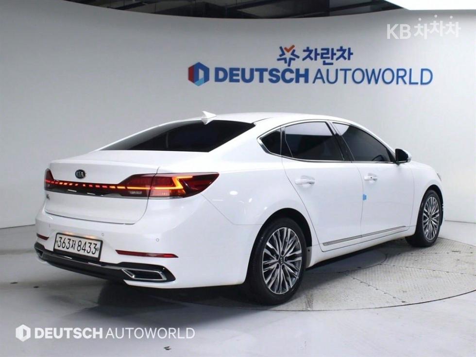 2020 - kia k7