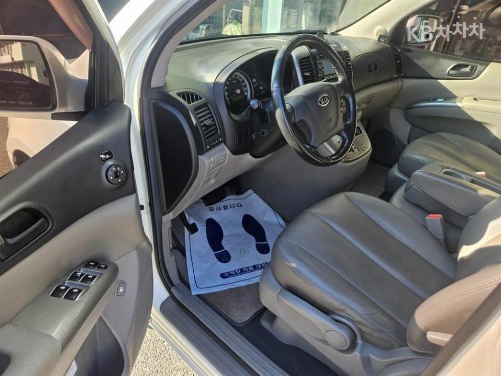 2008 - kia carnival