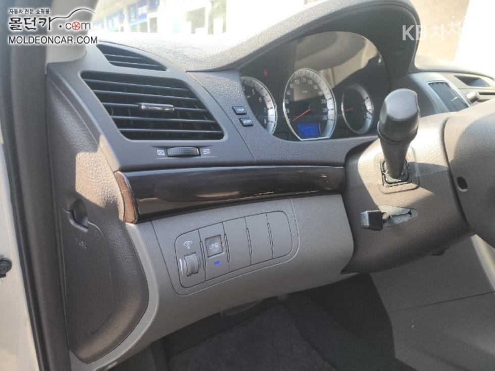 Hyundai Sonata — miniaturë 13