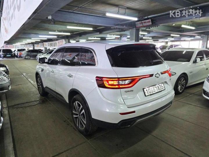 Renault QM6 2.0 LPe 2WD LE 5