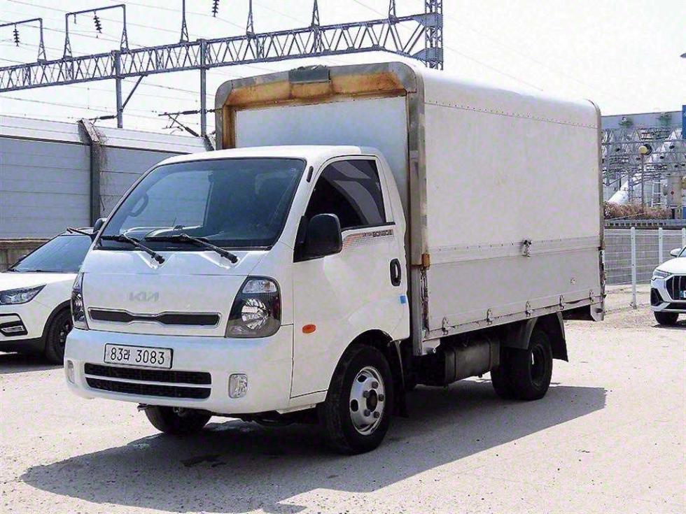 2014 - kia bongo iii