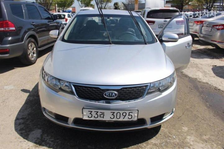 Kia Forte 1.6 LPI Luxury