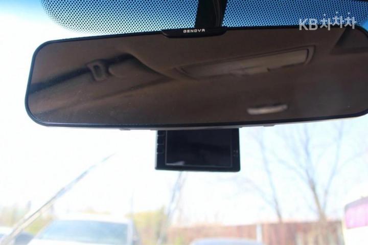 Kia Forte 1.6 LPI Luxury 9