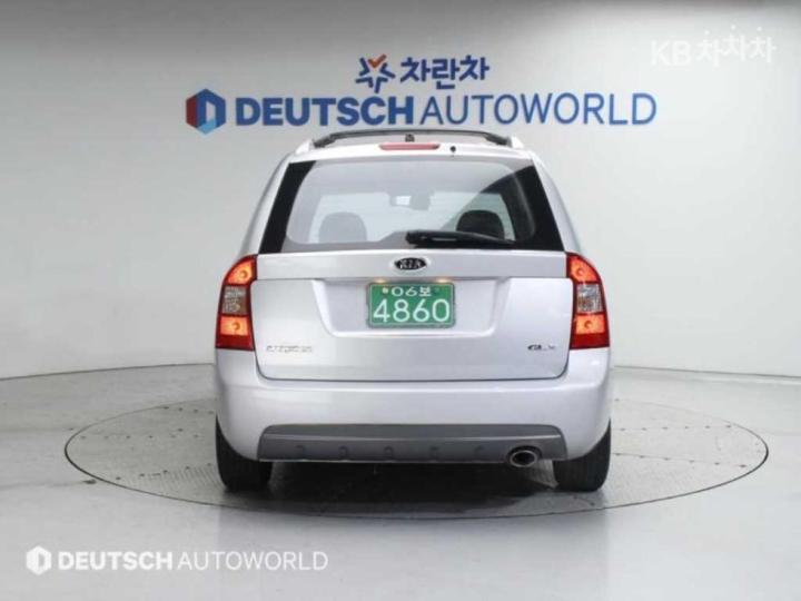 Kia Carens New 2.0 LPI GLX Premium Type 5