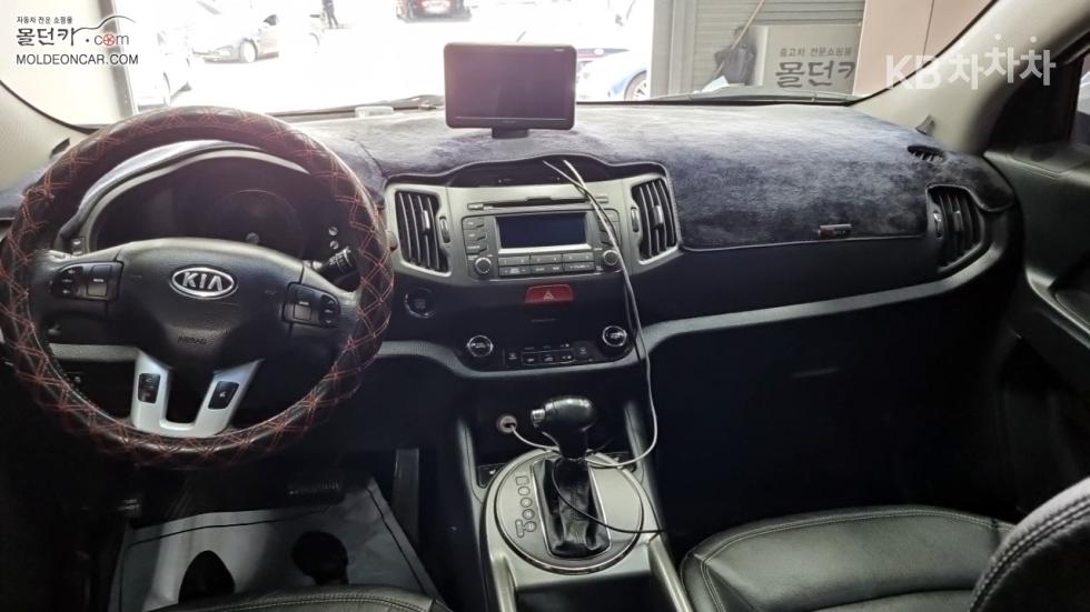 2011 - kia sportage