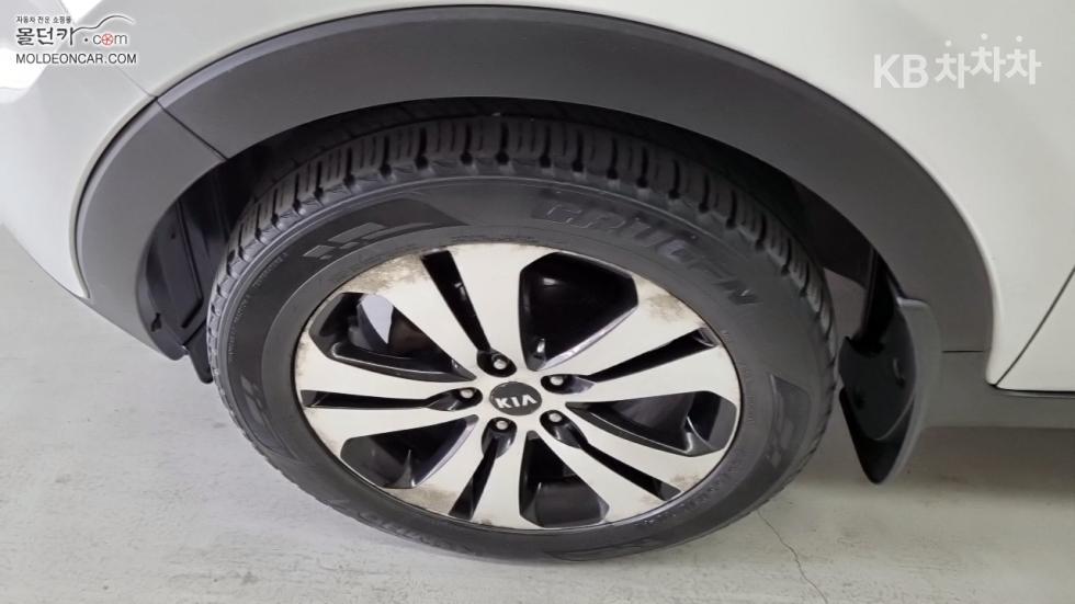 2011 - kia sportage