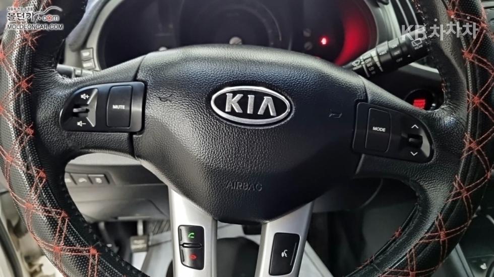 2011 - kia sportage
