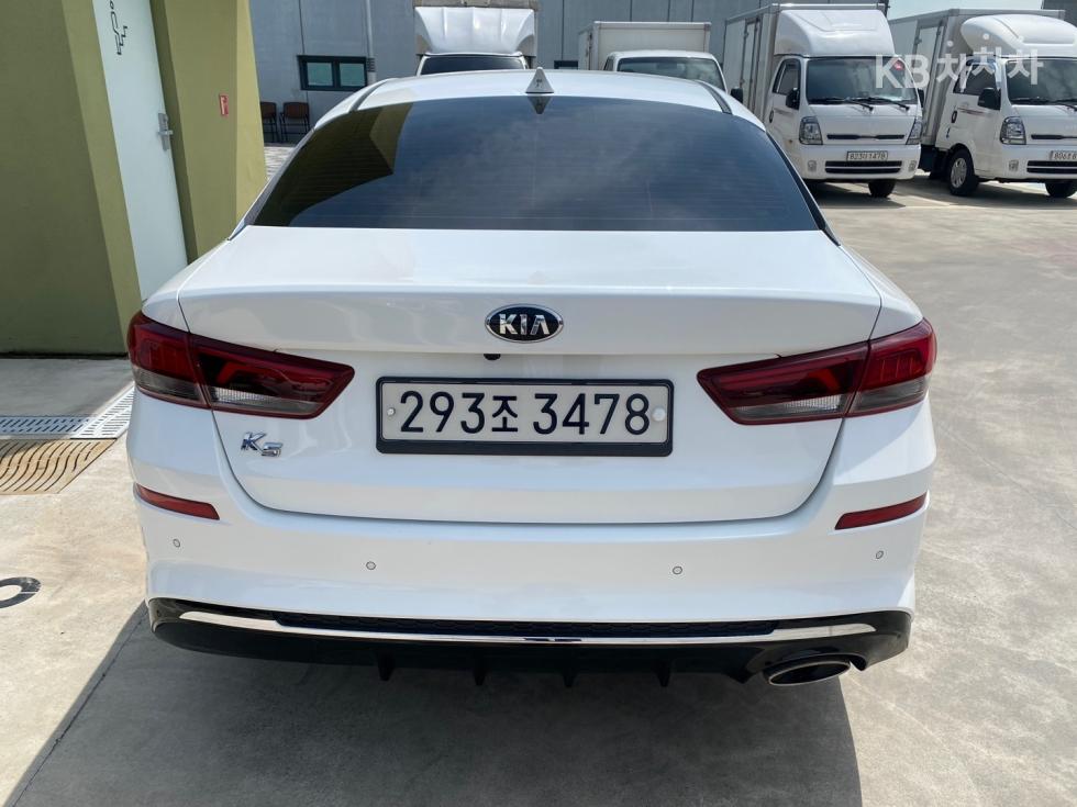 2020 - kia k5