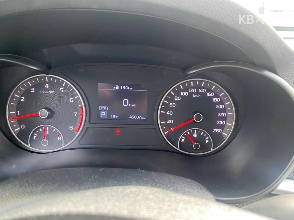 2020 - kia k5
