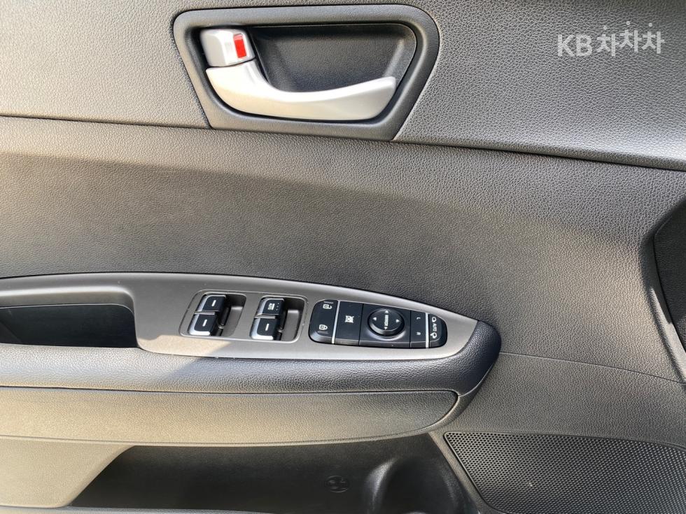 2020 - kia k5