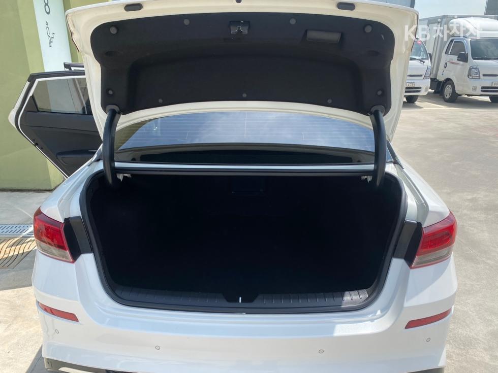 2020 - kia k5
