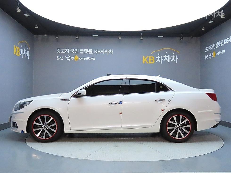 Chevrolet Malibu — miniaturë 5