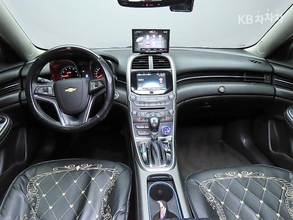 Chevrolet Malibu — miniaturë 6