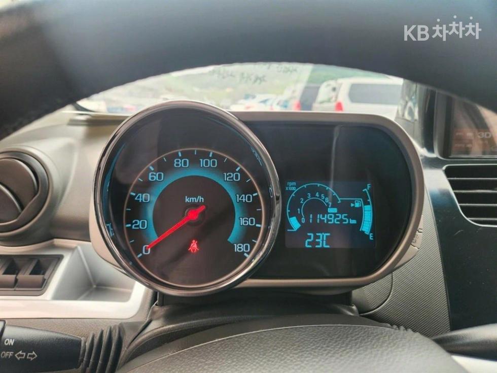 Chevrolet Spark — miniaturë 14