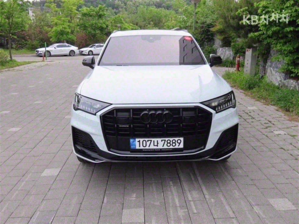 2022 audi q7