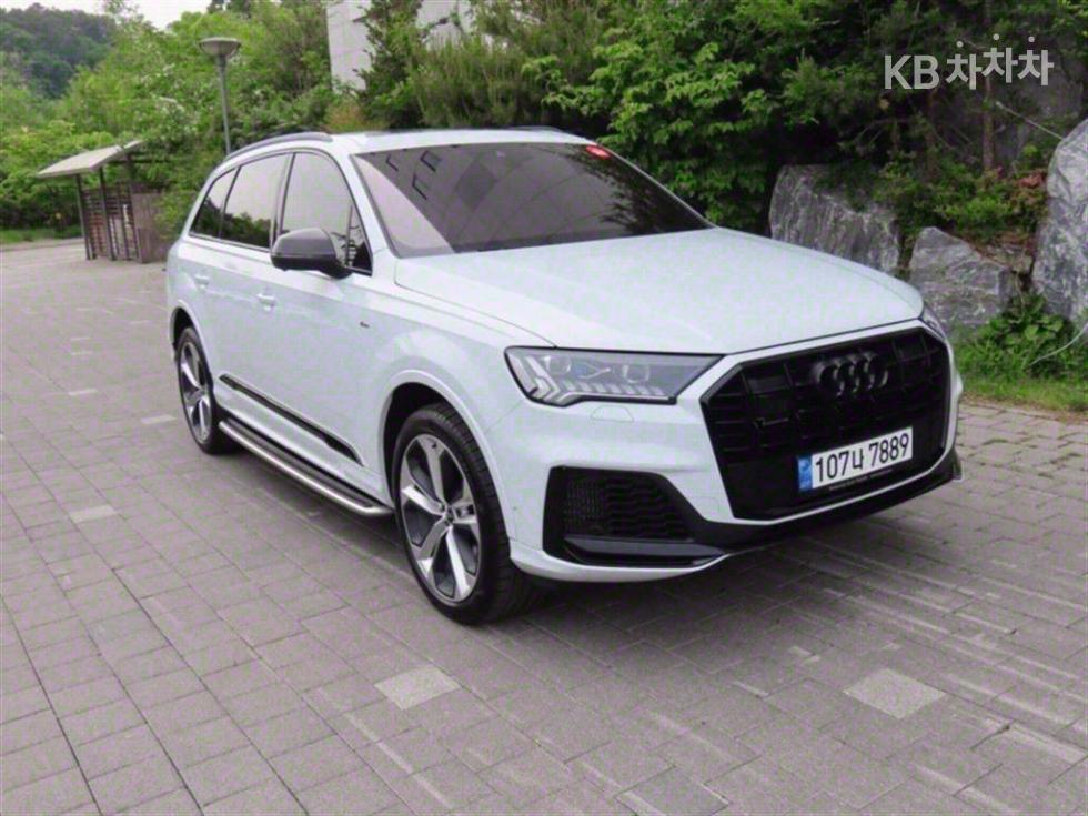 Audi Q7 — miniaturë 2