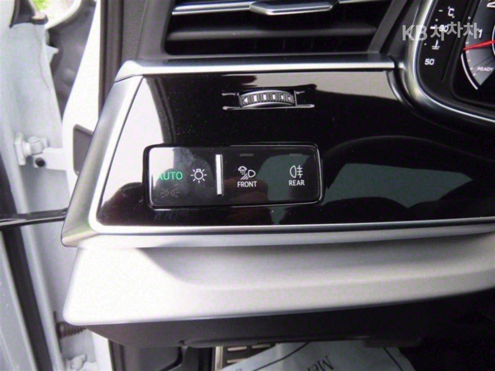 Audi Q7 — miniaturë 11