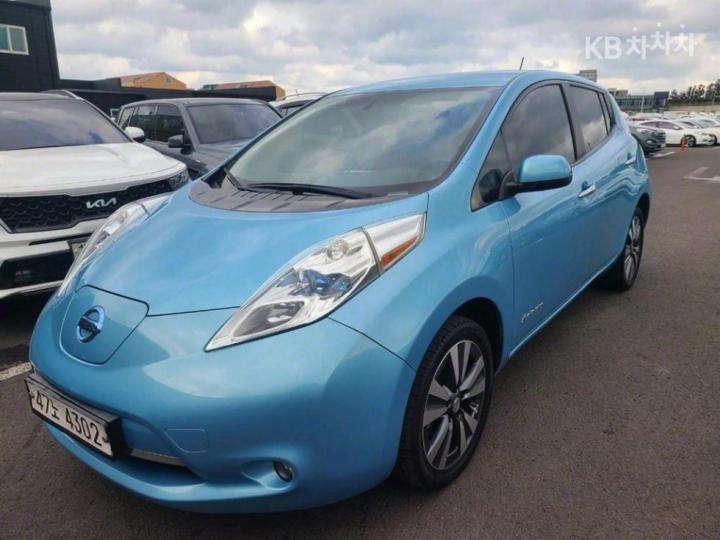 Nissan Leaf SL 4