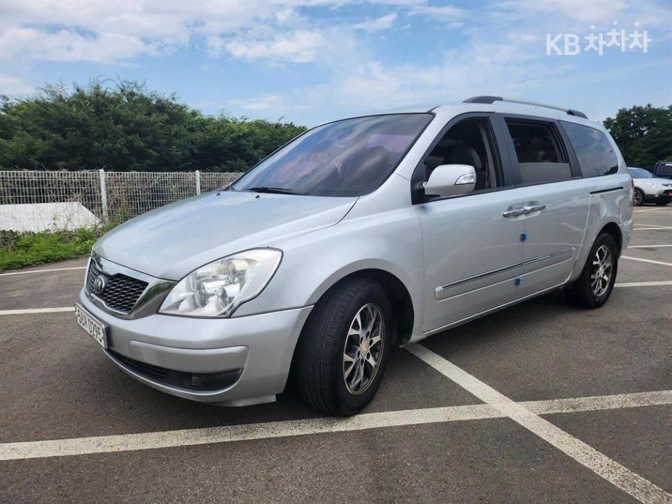 2014 - kia carnival