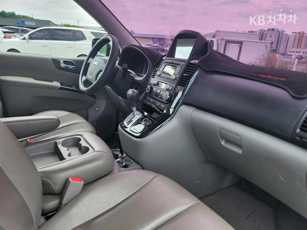 2014 - kia carnival